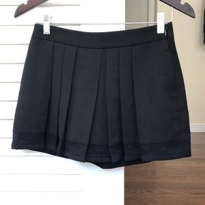 NWT Club Monaco Navy Blue Aren Skort